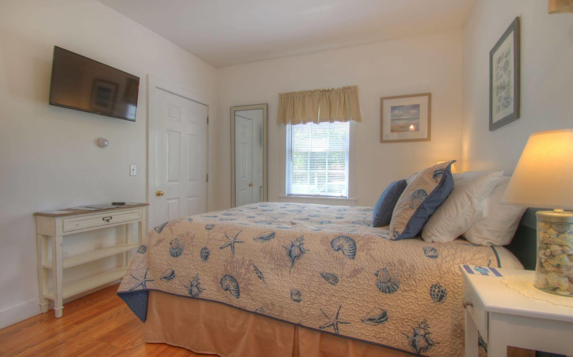 The Tern Inn Bed & Breakfast And Cottages West Harwich Esterno foto